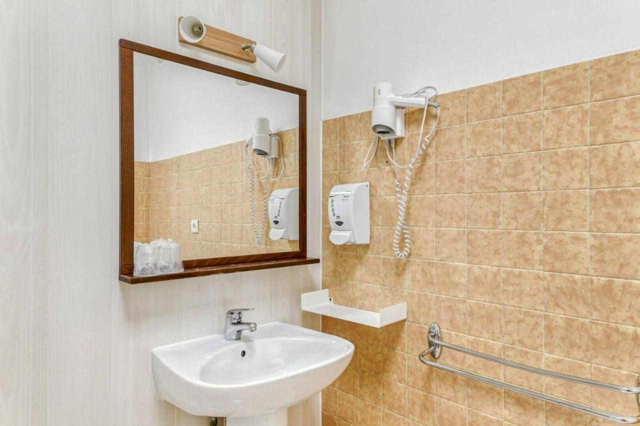 Hotel Vila Фронтиньян Экстерьер фото